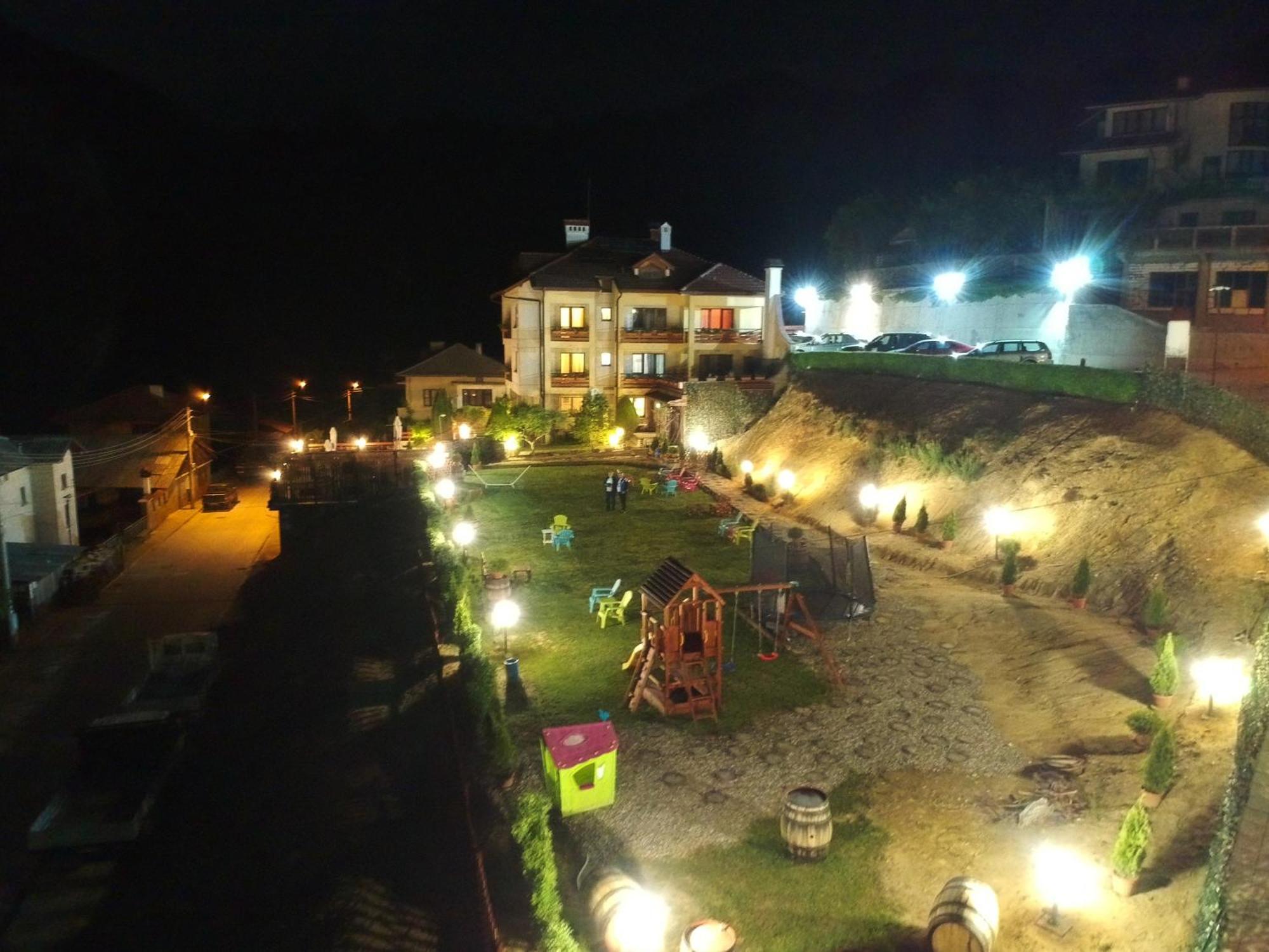 Kris Guest House Devin Exterior photo